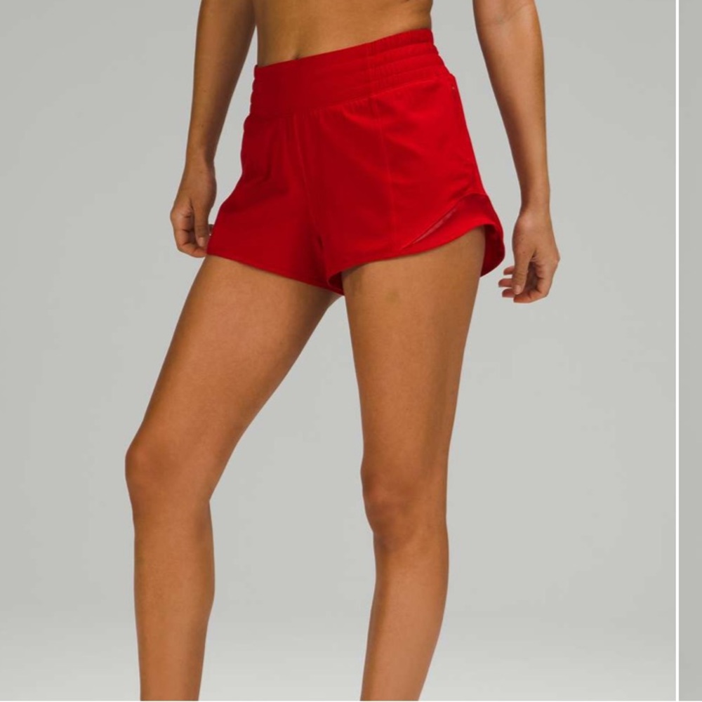 Lululemon hotty hot high-rise short 2.5” size 8 color dark red